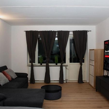 Entire Apartment Malmö 2 Bedrooms-Tv Lounge-Balcony Exterior foto